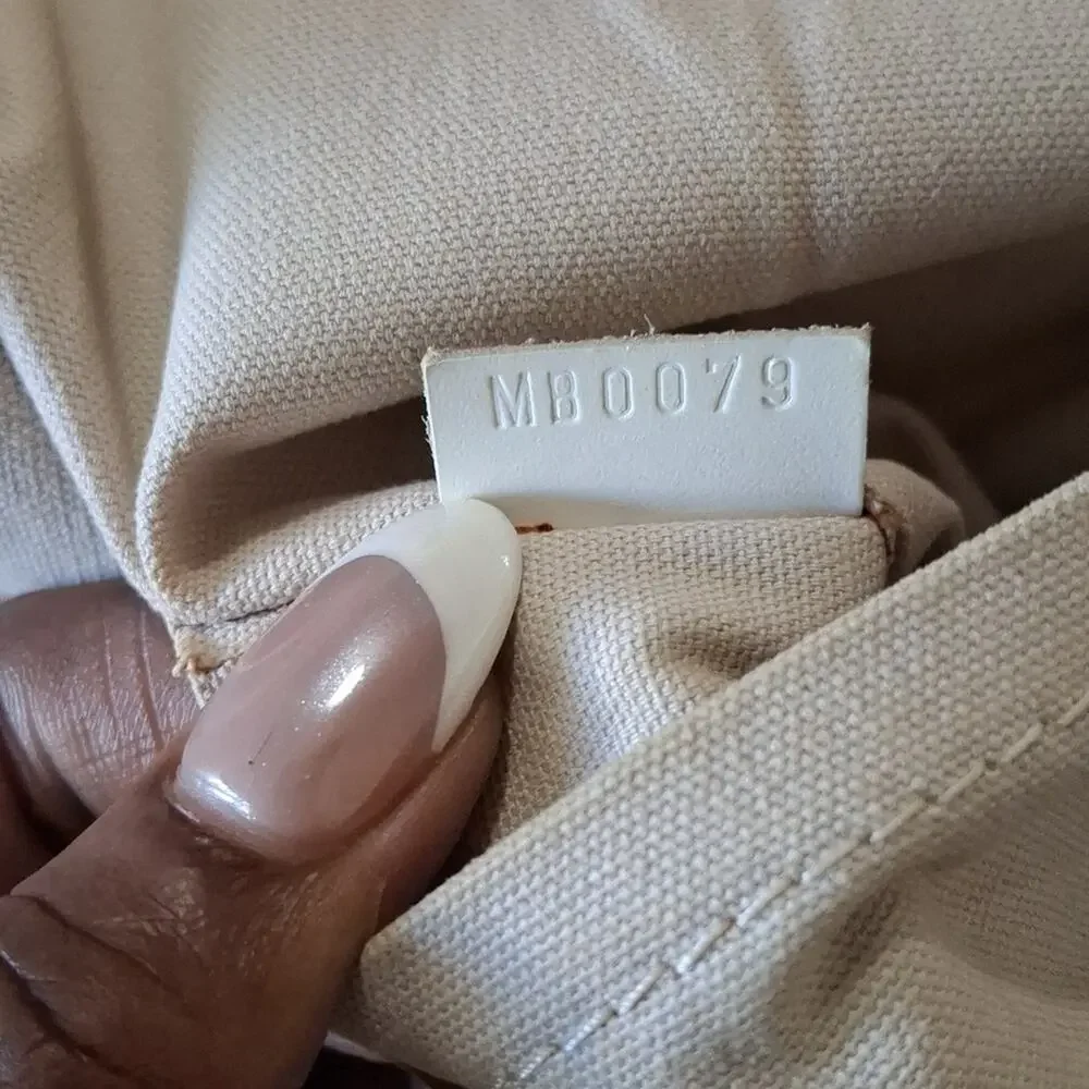 Louis Vuitton Cream Tote Bag - Picture 16 of 16